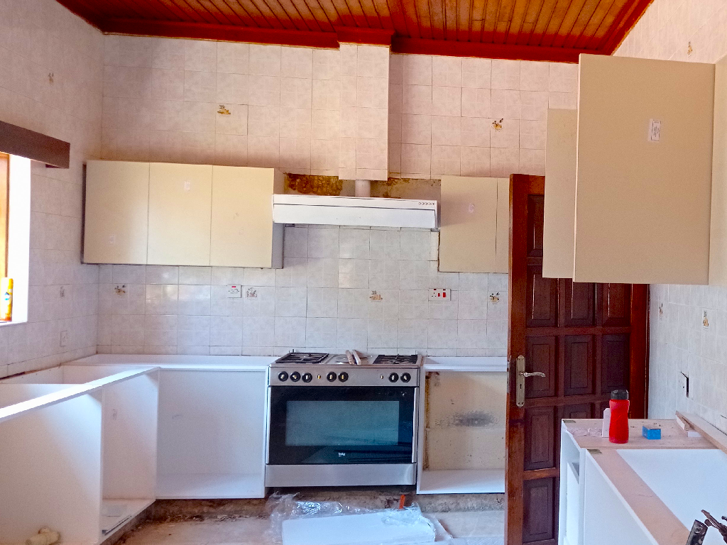 LAVINGTON KITCHEN REMODEL